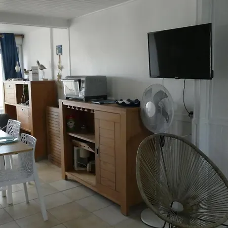 Дом отдыха Chalet Груиссан